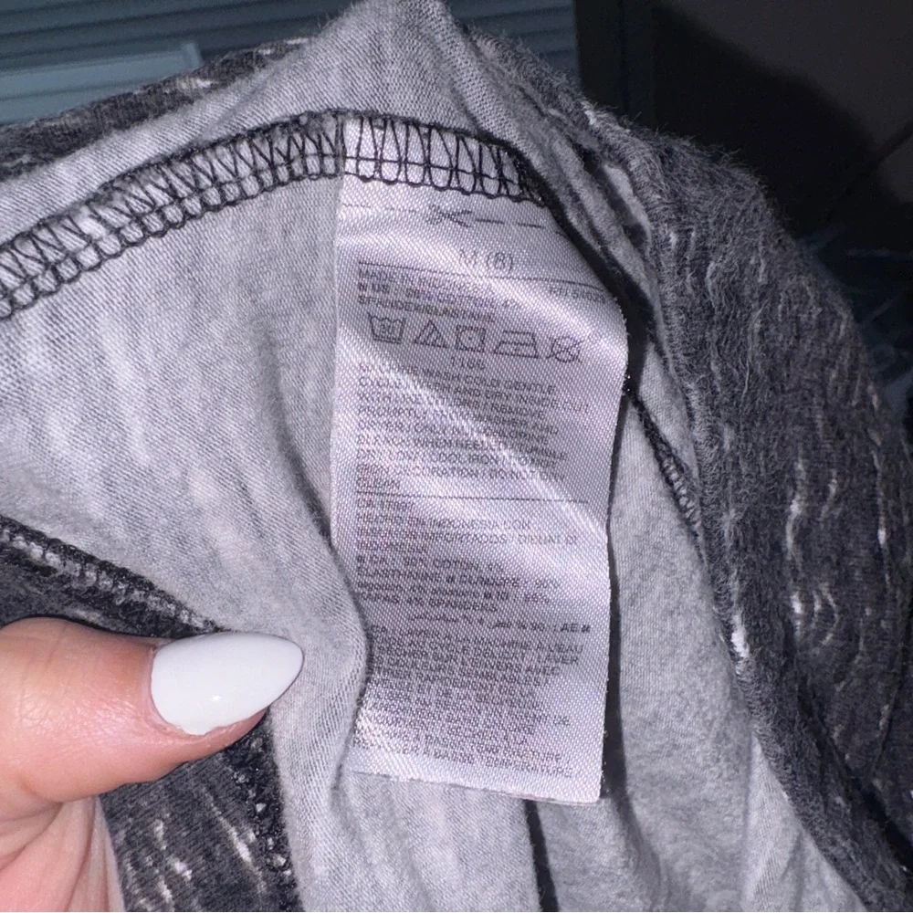 Girl’s Old Navy Heathered Grey & White Leggings Size: M